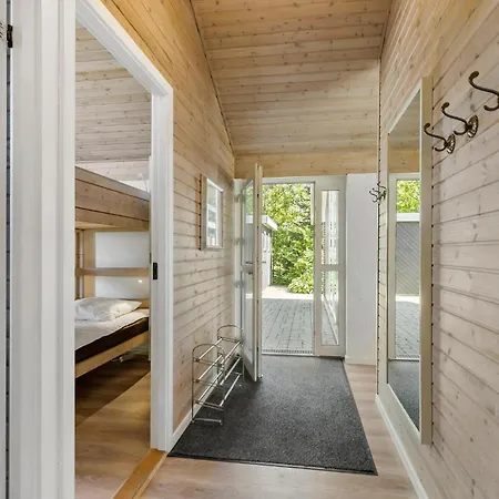 Vakantiehuis In With Sauna *